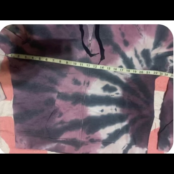 Victoriaโs Secret Pink XI Ultimate Leggings And
XI Fullzip Outfit NWT Awesome VS - Picture 5 of 12